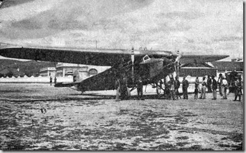 Aeronave histórica em pista